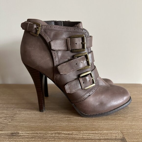 Aldo Brown Leather Ankle Boots Womens Size 8 Buckles High Heel - Picture 2 of 6